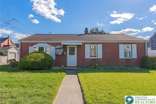 538 Frankford St, Bethlehem City, PA 18018 - Photo 1