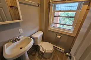 828 Main St, Northampton Boro, PA 18067 - Photo 11