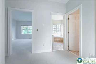 250 Park Vista Terrace, Allentown City, PA 18104 - Photo 11