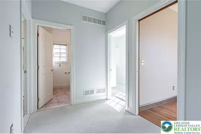 250 Park Vista Terrace, Allentown City, PA 18104 - Photo 13