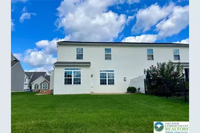 915 Graystone Circle, Allen Township, PA 18067 - Photo 7