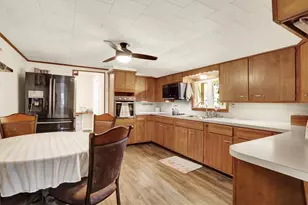 4112 Penn St, Coplay Boro, PA 18037 - Photo 13