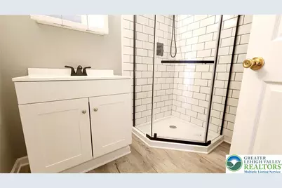 928 Linden Street 1 # On 2nd Floor, Bethlehem, PA 18018 - Photo 15