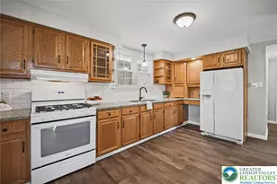 555 E Garrison St, Bethlehem City, PA 18018 - Photo 7