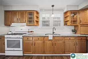 555 E Garrison St, Bethlehem City, PA 18018 - Photo 5