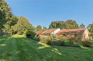 5533 Reppert Ln, Lower Macungie Township, PA 18106 - Photo 33