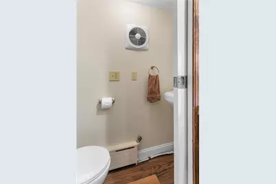 12 E Babbitt Avenue, Pen Argyl Boro, PA 18072 - Photo 11