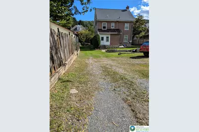 823 Broadway, Bethlehem City, PA 18015 - Photo 25