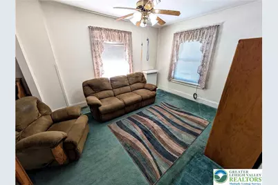 823 Broadway, Bethlehem City, PA 18015 - Photo 11