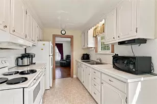 3024 Hillcrest Ave, Allentown City, PA 18103 - Photo 11