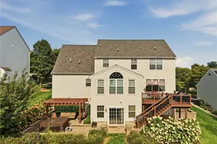900 Kingston Ln, Upper Macungie Township, PA 18031 - Photo 3