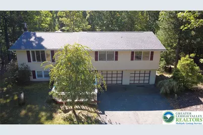 224 Tree Top Terrace, Chestnuthill Twp, PA 18360 - Photo 1