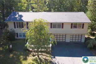 224 Tree Top Terrace, Chestnuthill Twp, PA 18360 - Photo 37