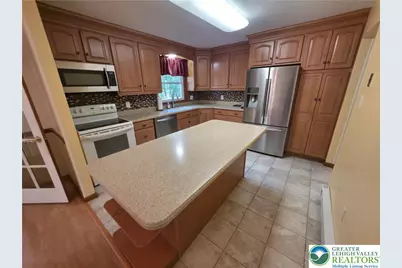 224 Tree Top Terrace, Chestnuthill Twp, PA 18360 - Photo 7