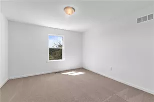 8 Lone Fox Ln, Palmer Twp, PA 18045 - Photo 23