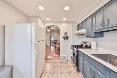1017 W Berwick Street, Easton, PA 18042 - Photo 15