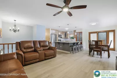 258 Clubhouse Drive, East Stroudsburg, PA 18302 - Photo 13