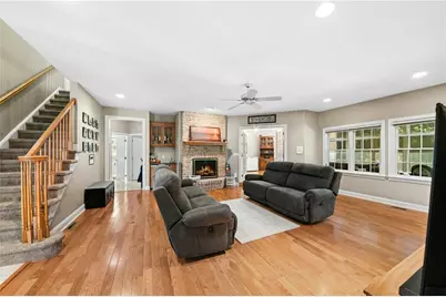 1673 Kevin Drive, Bethlehem City, PA 18015 - Photo 9