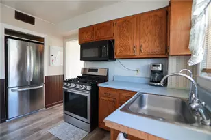 863 W Emaus Ave, Allentown City, PA 18103 - Photo 9