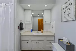 3943 Kenrick Dr, Bethlehem Township, PA 18020 - Photo 25