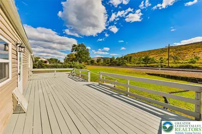 962 Mauch Chunk Road, Palmerton, PA 18071 - Photo 15