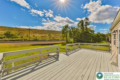 962 Mauch Chunk Road, Palmerton, PA 18071 - Photo 17