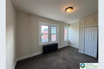 722 N Clewell Street, Fountain Hill Boro, PA 18015 - Photo 9