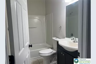 703 Dakotah Street, Bethlehem City, PA 18015 - Photo 7