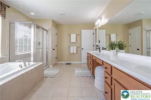 6602 Rutherford Dr, Lower Macungie Township, PA 18062 - Photo 33