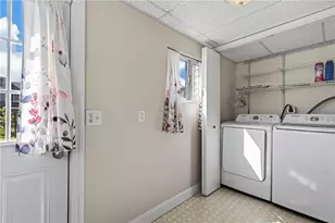 208 S Morris St, Saint Clair, PA 17970 - Photo 25