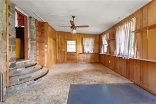 1422 Potomac St, Upper Mt Bethel Twp, PA 18343 - Photo 3