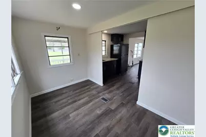 1144 E Stateside Drive, Lehigh Township, PA 18038 - Photo 5