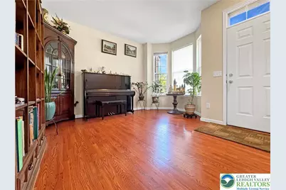4527 Bellflower Way, Upper Macungie Township, PA 18104 - Photo 17