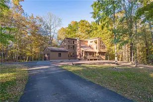 10 Ace Ln, Smithfield Twp, PA 18301 - Photo 3