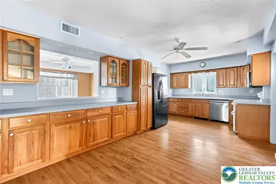 1024 Washington Street, Whitehall Township, PA 18052 - Photo 7
