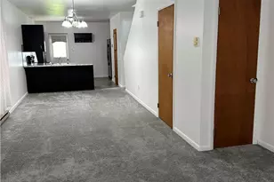 54 W Saucon St, Hellertown Boro, PA 18055 - Photo 3