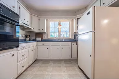 3831 Oakwood Trail, South Whitehall Township, PA 18103 - Photo 23