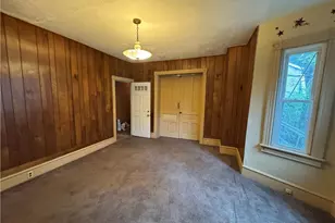 835 N 1st St, Mahoning Twp, PA 18235 - Photo 5