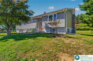 1158 Pecan Ln, Lehigh Township, PA 18088 - Photo 3