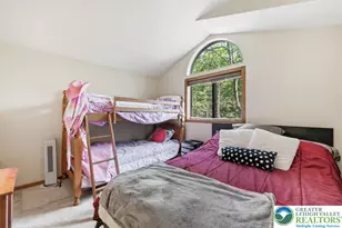 456 Maxatawny Dr, Pocono Lake, PA 18347 - Photo 17