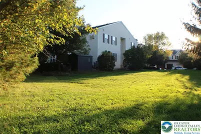 6869 Hunt Drive, Lower Macungie Township, PA 18062 - Photo 5