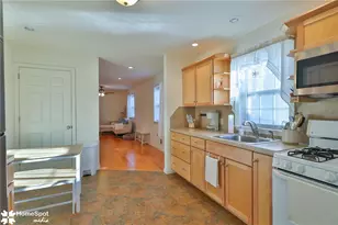 37 W Ettwein St, Bethlehem City, PA 18018 - Photo 17