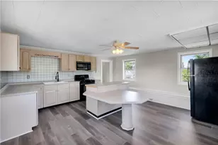 265 E Bertsch St, Lansford, PA 18232 - Photo 17
