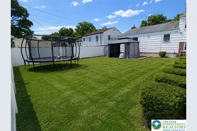 1972 Collingswood Drive, Bethlehem City, PA 18018 - Photo 31
