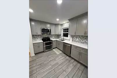 1972 Collingswood Drive, Bethlehem City, PA 18018 - Photo 5