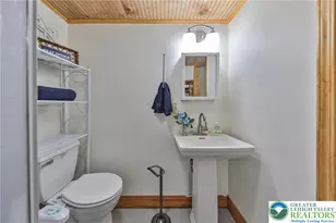 2153 Meadow Lake Rd, Chestnuthill Twp, PA 18353 - Photo 11