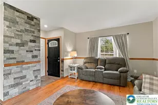 7406 Falcon St, Lynn Township, PA 18066 - Photo 3