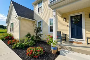 2645 Longridge Dr, Lower Saucon Township, PA 18055 - Photo 5
