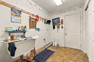 703 Broad St, Hilltown, PA 18944 - Photo 31