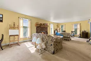 703 Broad St, Hilltown, PA 18944 - Photo 25